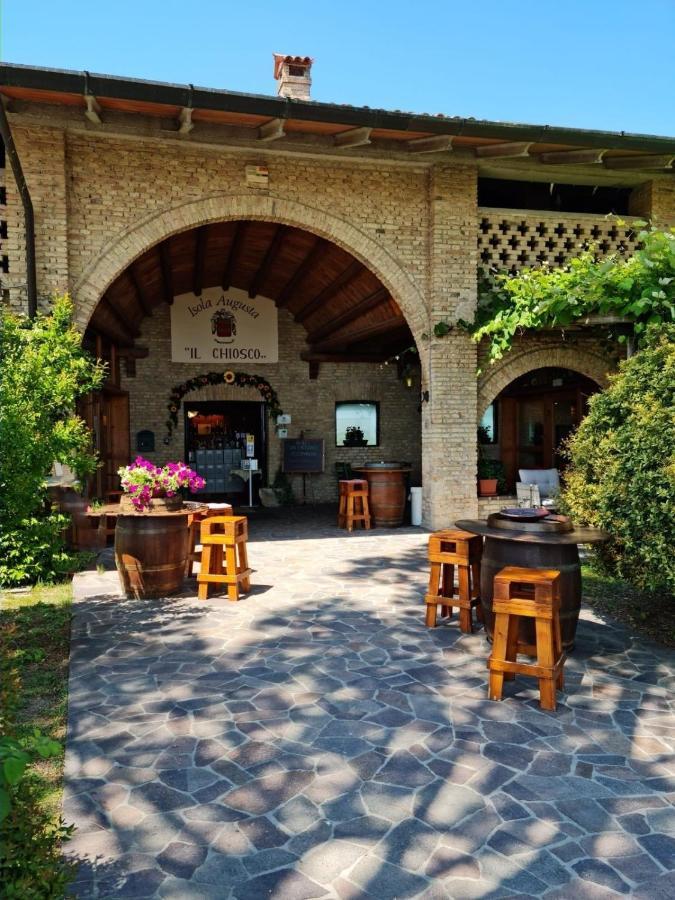 Agriturismo Isola Augusta パラッツォーロ・デッロ・ステッラ エクステリア 写真