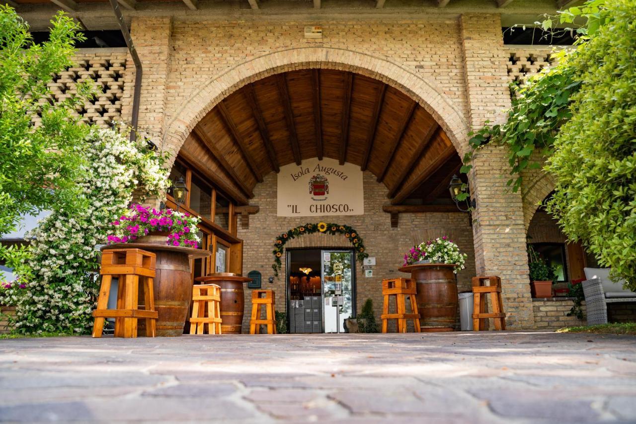 Agriturismo Isola Augusta パラッツォーロ・デッロ・ステッラ エクステリア 写真