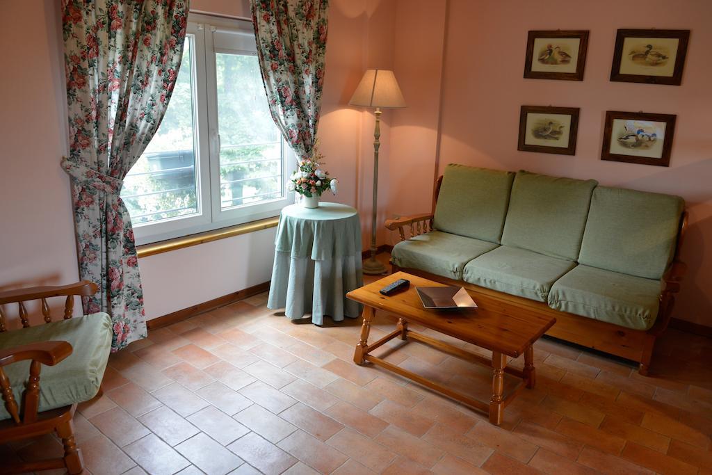 Agriturismo Isola Augusta パラッツォーロ・デッロ・ステッラ 部屋 写真